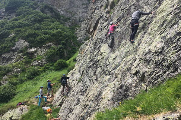 Outdoor-Kletterkurse – Kletterschule YOYO Outdoor-Kletterkurse – Kletterschule YOYO