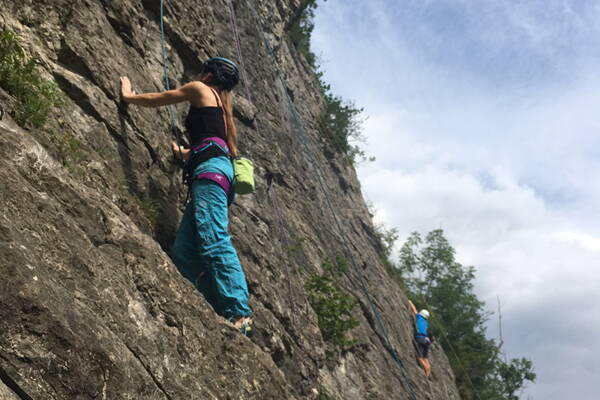 Outdoor-Kletterkurse – Kletterschule YOYO Outdoor-Kletterkurse – Kletterschule YOYO